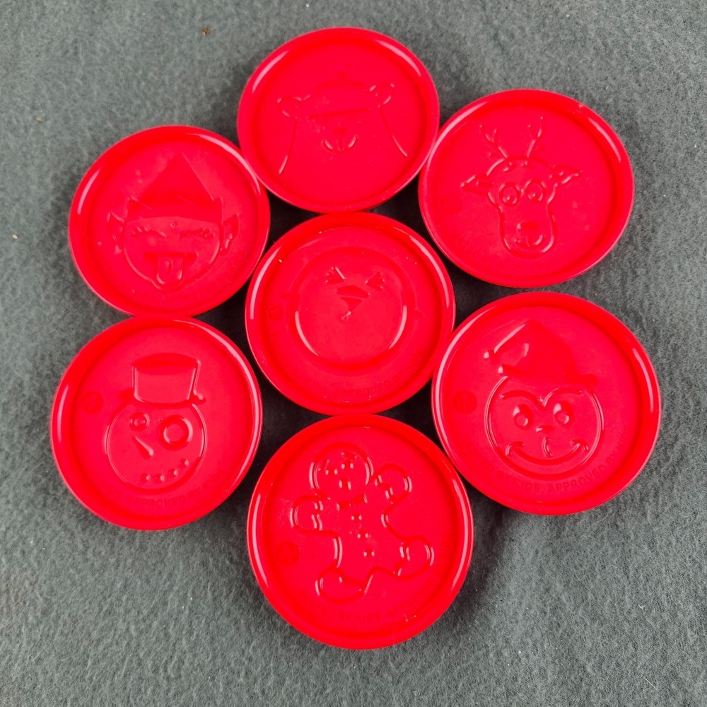 Pampered Chef‎ Set of 7 Red Round 3.5" Christmas Cookie Cutters #1599 Kids